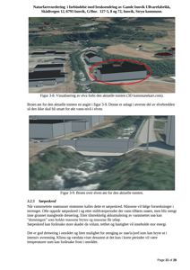 3D-visualisering av et elveløp og bygninger i et landskap, inkludert en bro.