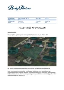 Et 3D-modellert bilde (rendering) som viser et utomhusplan med en tomte (markert med blå linje) og omgivende bebyggelse.