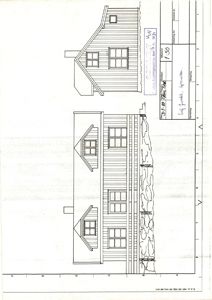 Fasadetegning som viser front- og sideutsikt av et trehus med skråtak.