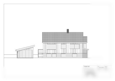 Fasadetegning av en bygning sett fra vest, med detaljer om tak, vinduer og fasademateriale.