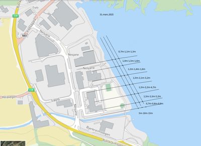 Kart over Nesjane med bygningsfot, veier (E39, Bjerkreimsvegen) og vann. Bildet inneholder også tekniske annotasjoner med målinger langs kystlinjen.