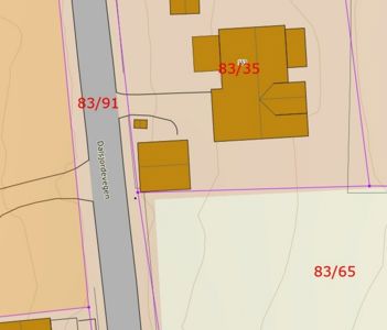 Situasjonsplan som viser eiendomsinndeling (83/91, 83/35, 83/65), vegnavn (Dalsjordevegen) og bygningsfotavtrykk.