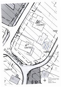 Situasjonsplan som viser tomtedeling, eiendomsnummer (f.eks. 104/782), veinavn (Sverdrups vei) og bygningsplassering.
