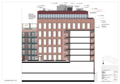 Fasadetegning som viser bygningens utside, vinduer, takkonstruksjon og høydemål.