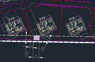 Etasjeplan (T13, T14, T15) med romfordeling og dimensjoner for en bygning.