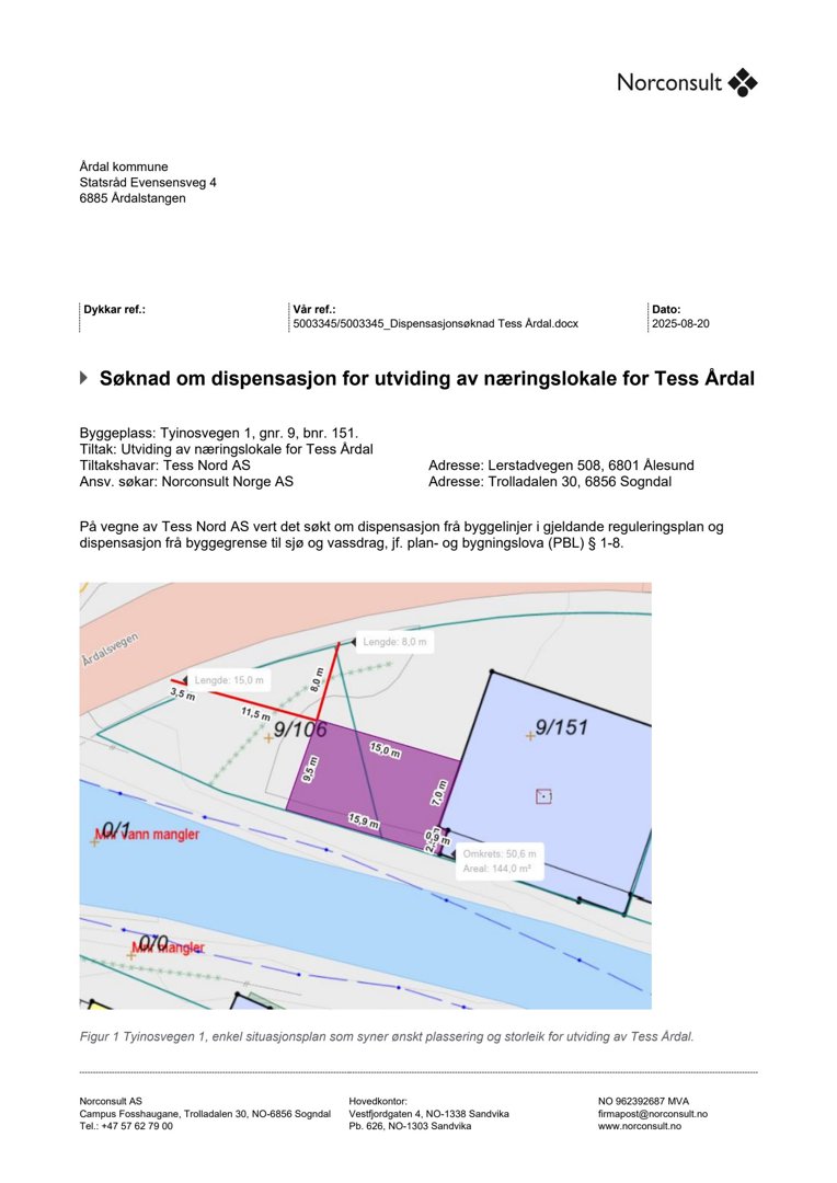 En enkel situasjonsplan som viser ønsket plassering og størrelse for utvidelse av en næringslokale i forhold til eksisterende bygninger og vassdrag.