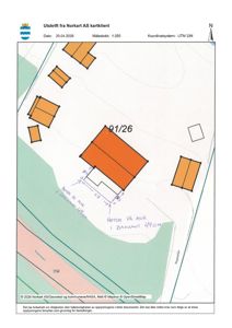 Situasjonsplan (tomtekart) fra Norkart som viser bygningsplassering, vegger og høydekrav.