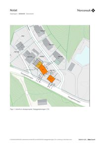 Situasjonsplan som viser tomtene, veier og omgivelsene for et byggeprosjekt.