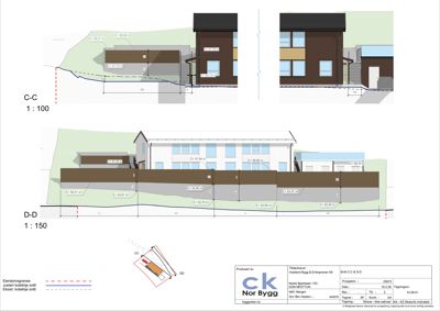 Snittegning (C-C og D-D) som viser tverrsnitt gjennom bygningens konstruksjon, høyder og grunnforhold.