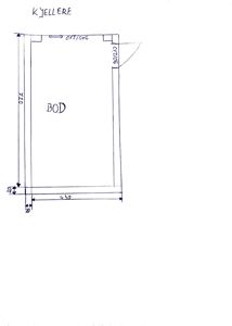 En håndtegnet etasjeplan for kjelleren som viser en romfordeling med 'BOD' og dimensjoner.