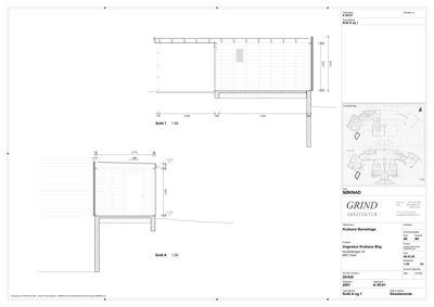 Snittegning (Snitt A) som viser bygningens tverrsnitt, høyder og konstruksjonsdetaljer.