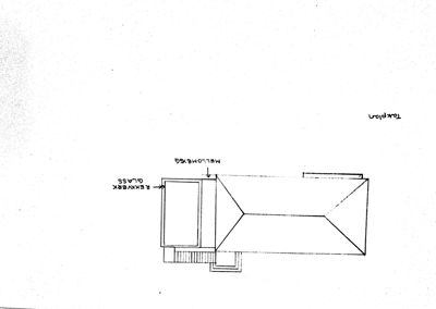 Situasjonsplan som viser bygningens plassering i forhold til naboeiendommer (Gundersen, Melloweg) og tomtens form.