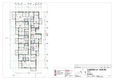 Etasjeplan (PLAN 2) som viser romfordeling, stuerom (S) og bad (B) i en bygning.