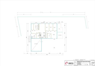 Etasjeplan (1. etasje) som viser romfordeling, vegger og dimensjoner for en bolig.
