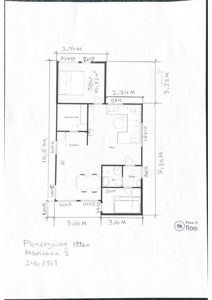 Etasjeplan (plantegning) som viser romfordeling, mål og funksjoner i et hus.