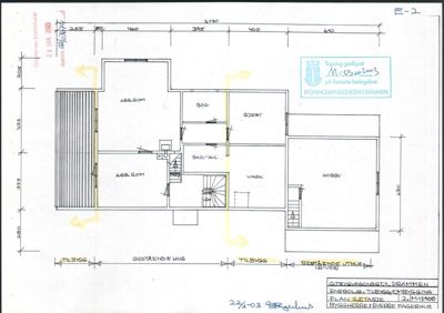 Etasjeplan (2. etasje) som viser romfordeling med stue, soverom, bad og trapp.