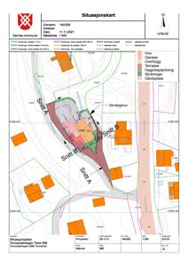 Situasjonskart som viser tomtens beliggenhet, høydeforhold (konturlinjer), naboeiendommer, og planlagt bebyggelse med snittlinjer.