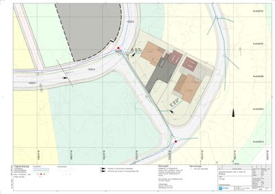 Situasjonsplan som viser tomtens grenser, eiendomsforhold, vegforhold og plassering av bygninger.