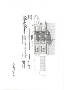 Fasadetegning som viser bygningens utseende fra en side, inkludert vinduer, takform og trapp.