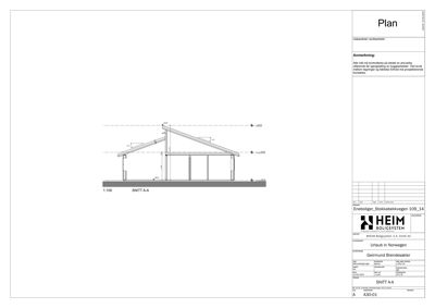 Snittegning (SNITT A-A) som viser tverrsnittet av en bygning med takkonstruksjon og stolper.