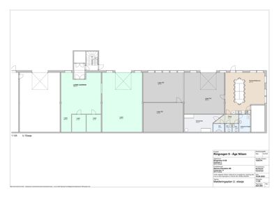 Etasjeplan (U. Etasje) som viser romfordeling, møblering og funksjoner i et bygg.