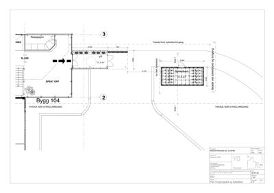 Etasjeplan som viser romfordeling, inngang, resepsjon og sykkelbodd.