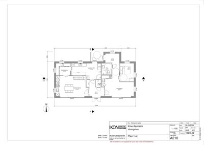 Etasjeplan (1. etasje) for et vÃ¥ningshus med romfordeling, dimensjoner og orientering.