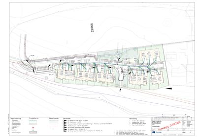 Situasjonsplan som viser tomtens grenser, eksisterende og prosjekterte bygninger, veier og detaljer for anleggsarbeider.