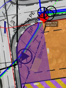 Situasjonsplan som viser eiendomsgrenser, vegforhold og arealdata (omkrets og areal) for en tomt.