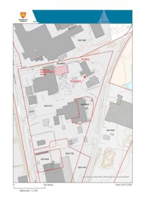 Situasjonsplan som viser tomtens grenser, nabobebyggelse og planlagte tiltak (ny takke, ny lagertank).