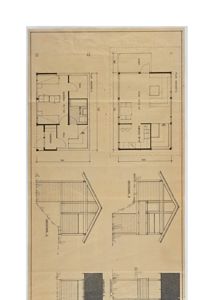 Bildet viser en tegning med fasadeopprikk (fra front, side og bak) samt etasjeplaner for en bygning.