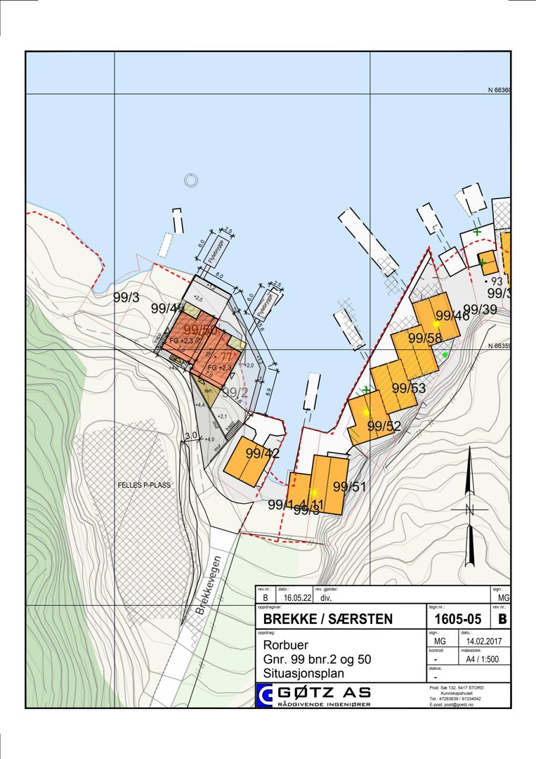Situasjonsplan som viser tomtegrenser, bygningstilhørighet (Rorbuer), høydeforhold og veisystem.