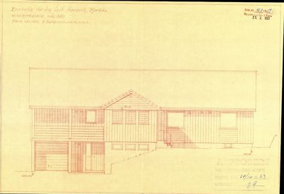 Fasadetegning av en bygning (Enebølia) med håndskrevne notater om adresse og dato.