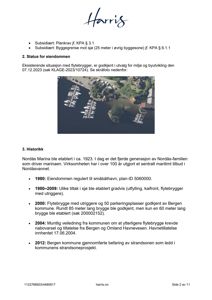 Luftfoto av eksisterende situasjon med flytebrygger og eiendom ved sjø.