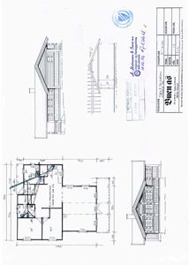 Bildet viser en tegning med etasjeplan (romfordeling) og fasadeopprikk for en bygning.