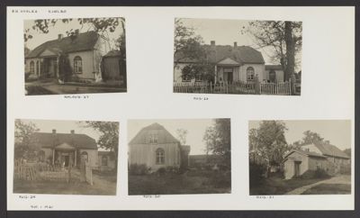 Et ark med fem svart-hvitt-fotografier av ulike trehus, sannsynligvis fra en byggesak eller et historisk arkiv.