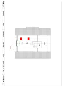 Etasjeplan (1. etasje) som viser romfordeling, dører, trapp og utvendige vegger.