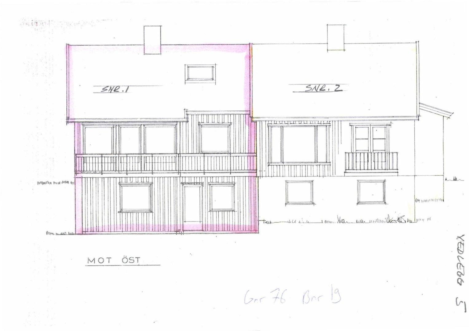 Fasadetegning av to bygninger (SNR. 1 og SNR. 2) sett mot øst.
