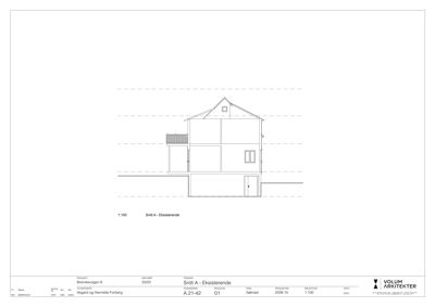 Snittegning (Snitt A) av en eksisterende bygning, som viser den indre oppbygningen og høydeforskjeller.