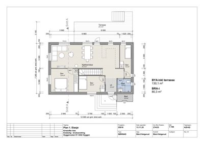 Etasjeplan (Plan 1. Etasje) som viser romfordeling, mål og funksjoner i en bolig.
