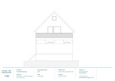 Fasadetegning som viser bygningens utseende sett fra øst, inkludert vinduer, balkong og takform.