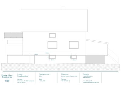 Fasadetegning som viser bygningens utseende sett fra nord, med mål på vinduer og vegger.
