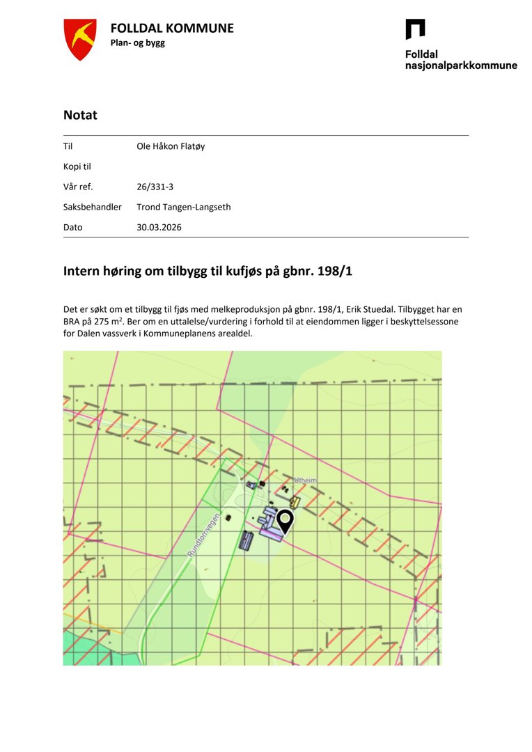 Et kart som viser eiendommen gbnr. 198/1, en grønn linje som markerer en beskyttelsesone for Dalen vassverk, og en markør for en bygning (tilbygg til fjøs).