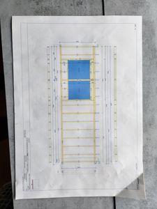 Etasjeplan eller grunnplan som viser romfordeling og dimensjoner.