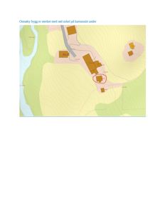 Situasjonsplan som viser tomtens topografi (konturlinjer), vannveier, og plassering av eksisterende og planlagte bygninger. En bygning er markert med en rød sirkel.