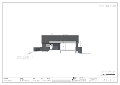 Prinsipp snitt A-A som viser bygningens tverrsnitt, høyder og fasadeelementer.