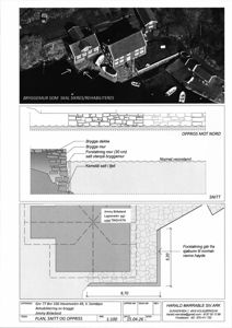 En tegning som viser et oppriss (mot nord) og et snitt av en bryggemur som skal sikres/rehabiliteres, inkludert dimensjoner og konstruksjonsdetaljer.