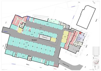 Etasjeplan som viser romfordeling, antall plasser i ulike soner, og bygningens layout.