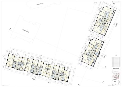 Etasjeplan som viser romfordeling og inndeling av flere leiligheter i en bygning.