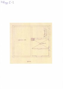 Etasjeplan eller romfordeling med en spiraltrapp og en dør.